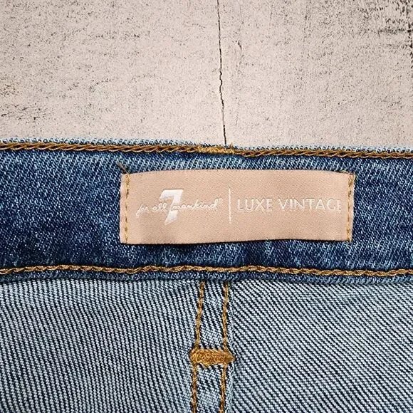 7 For All Mankind Ultra High Rise‎ Cropped Jo Jeans Luxe Vintage Blue Size 31